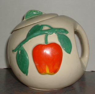 USA Pippin Apple Cookie Jar 
